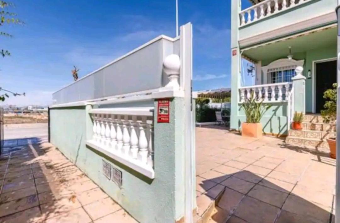 Bungalow Adaptado, Terraza Muy Grande Y Soleada. Gran Alacant Kültér fotó