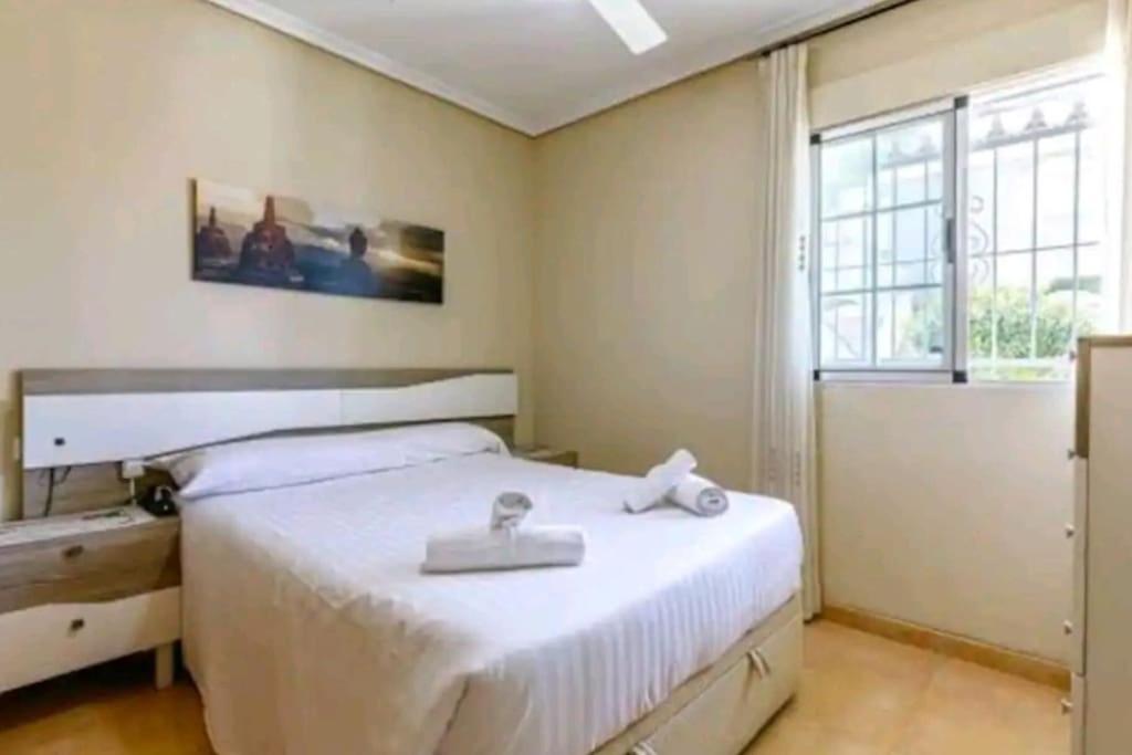 Bungalow Adaptado, Terraza Muy Grande Y Soleada. Gran Alacant Kültér fotó
