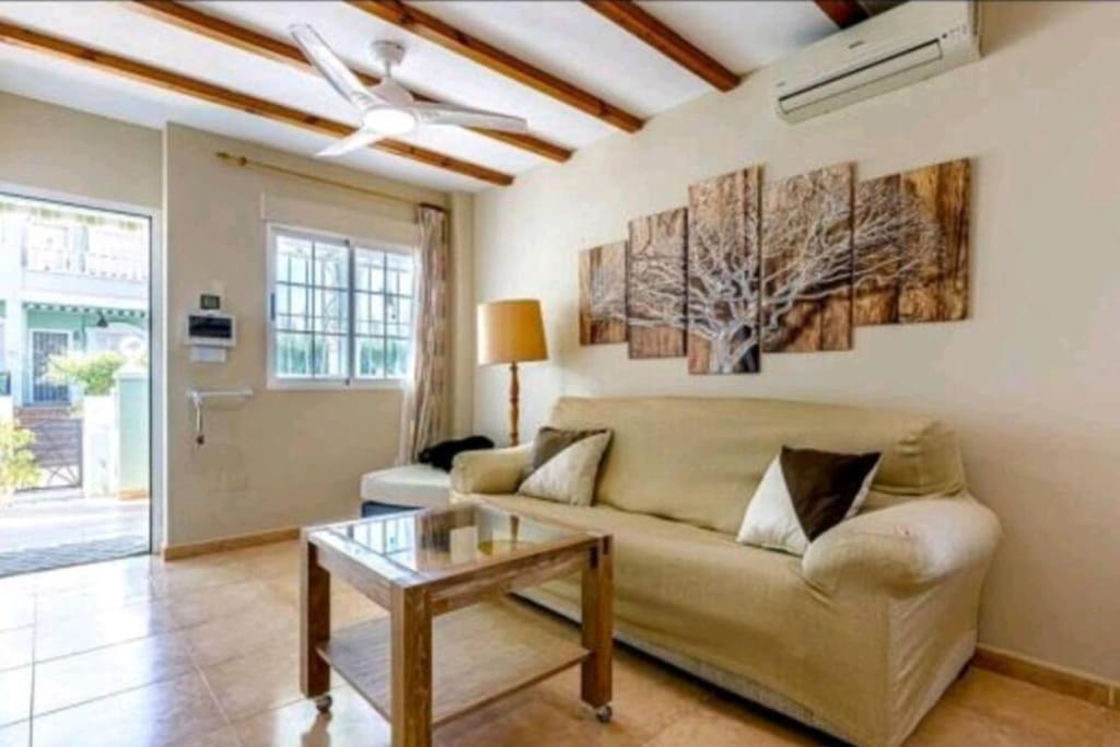 Bungalow Adaptado, Terraza Muy Grande Y Soleada. Gran Alacant Kültér fotó